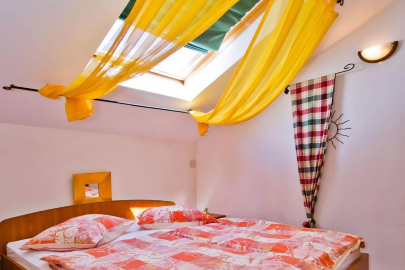 Charming and Sunny Hvar Apartments - One Bedroom Apartment with Balcony (owner 6)-Bedroom