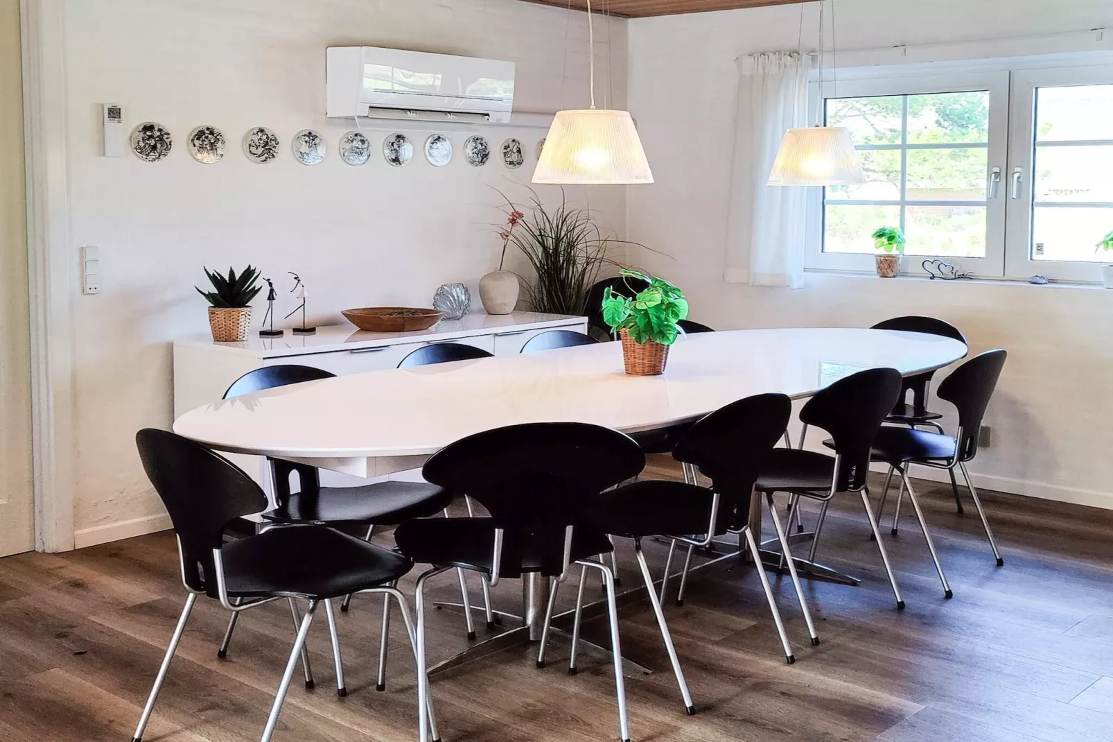 12 person holiday home in Ulfborg-Indoor