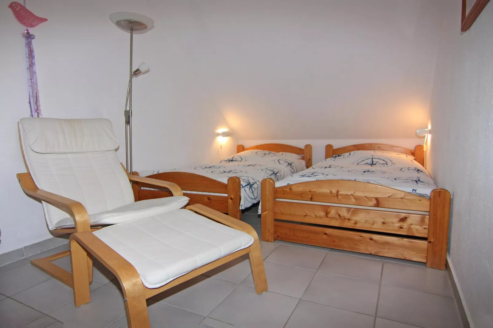 4-Raum über 2 Etagen / 105 m² / W 56b DG 4 P-Bedroom