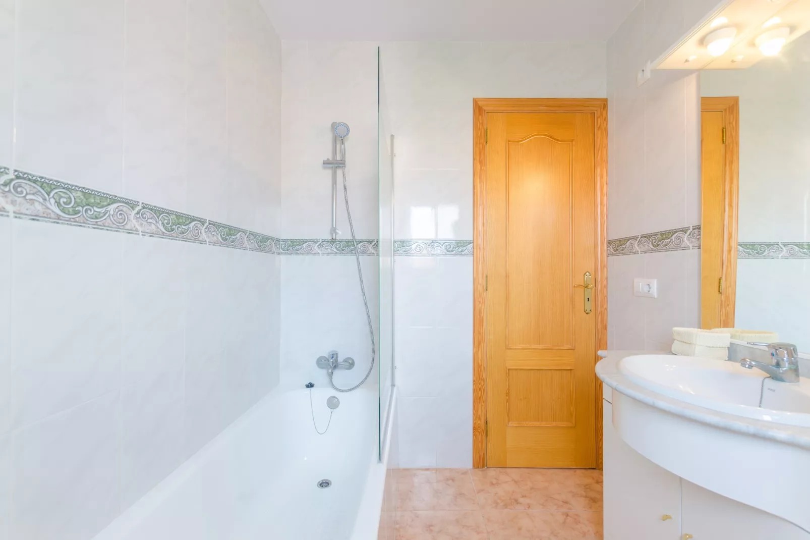 Aritja, 5-Bathroom