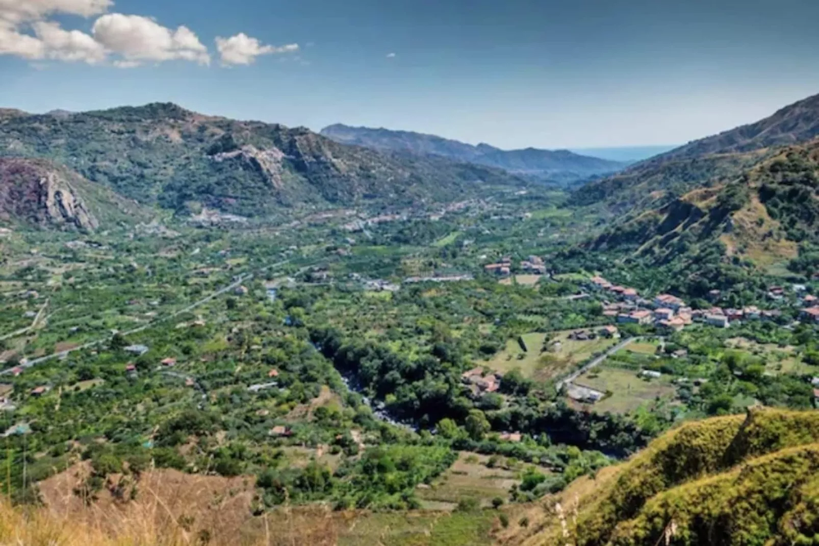 Holiday home, Francavilla di Sicilia-Casa Virginia-Areas summer 5km