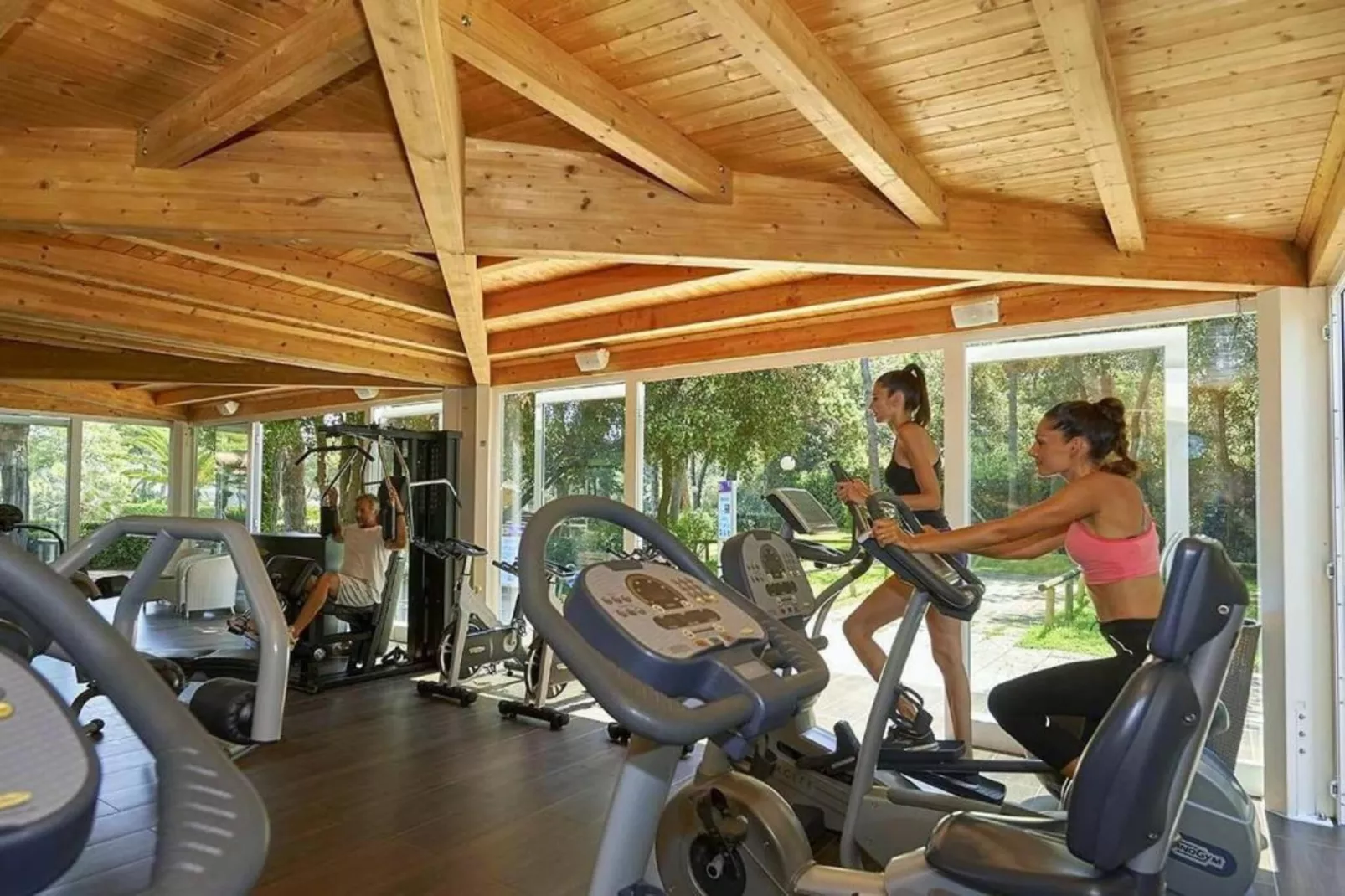 Baia Domizia Villaggio Camping C5-Gym