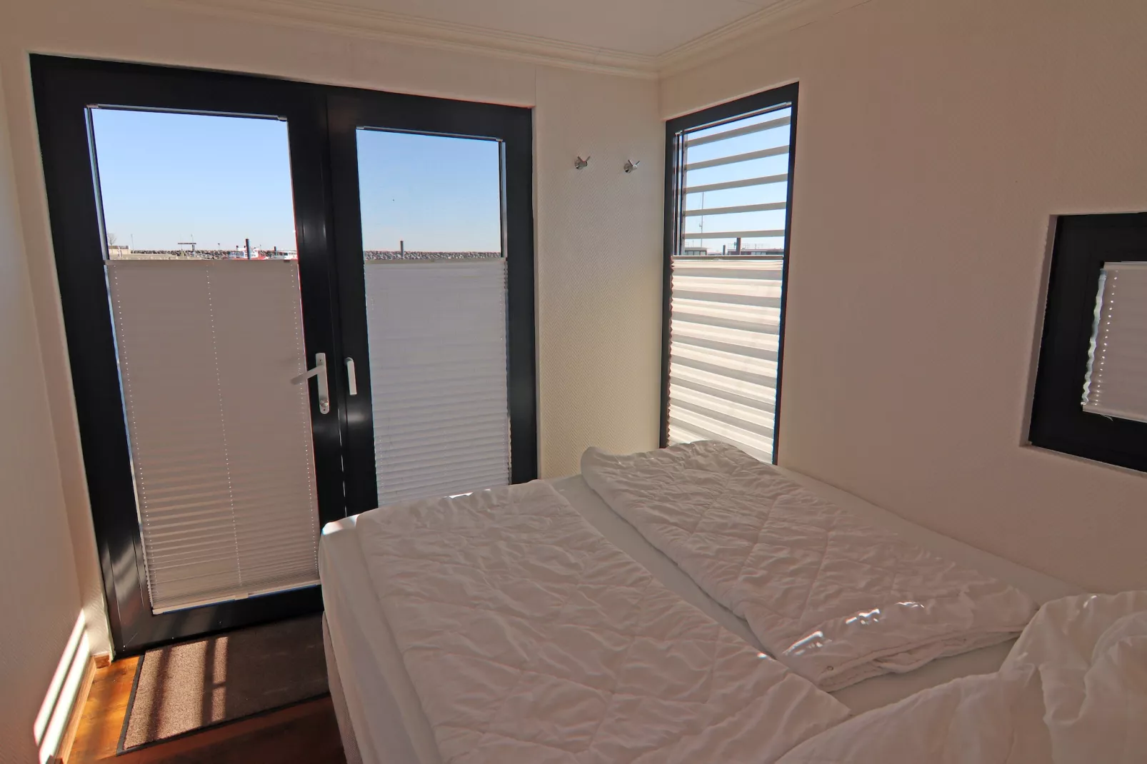 Hausboot Family & Friends LP2 / 1-2 Personen-Bedroom