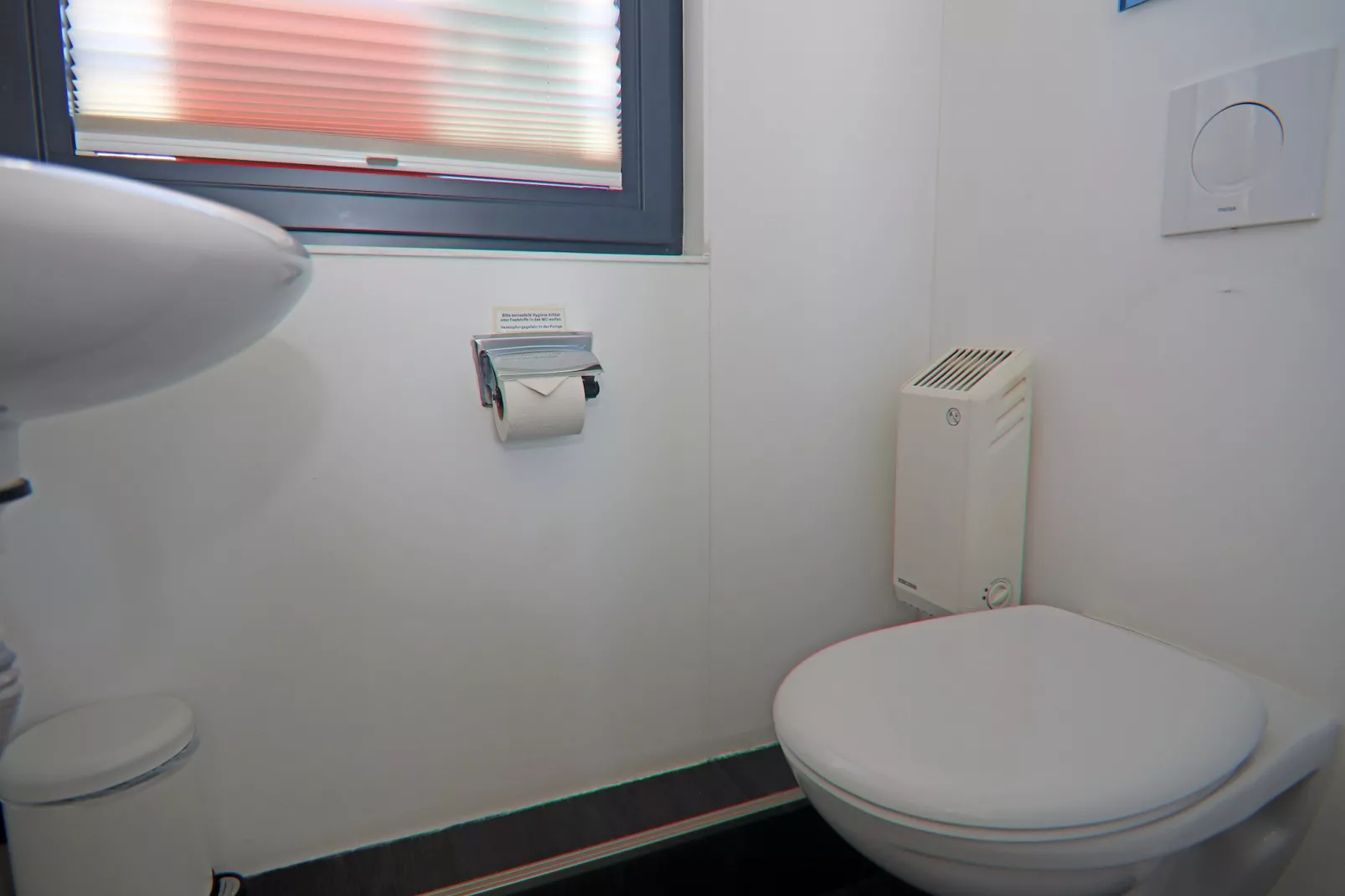 Hausboot Family & Friends LP 3 / 4 Personen-Bathroom