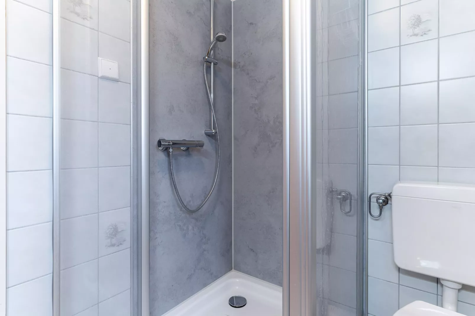 Strand-Grasnelke-Bathroom