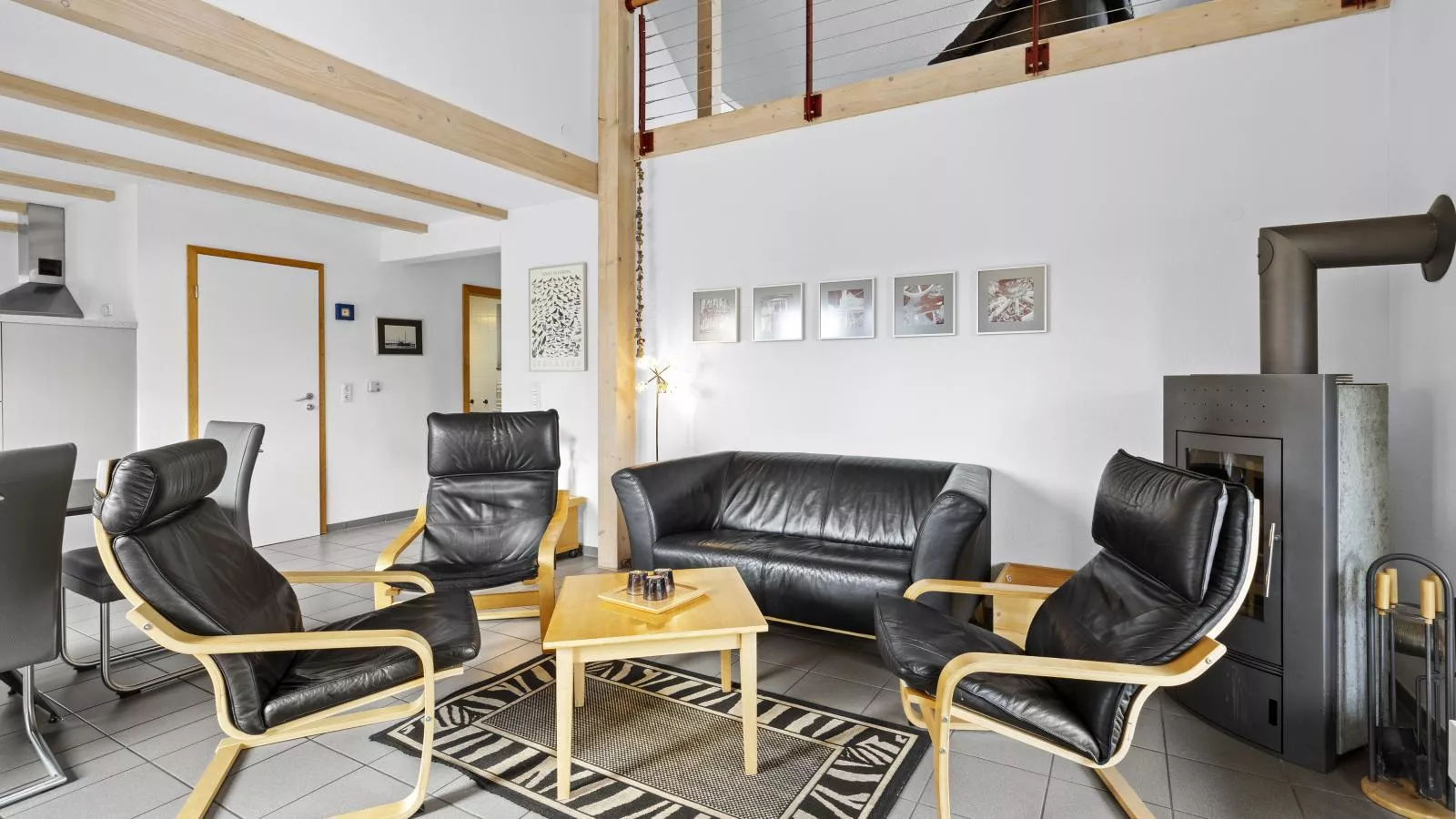 Seestrasse 35-Living room