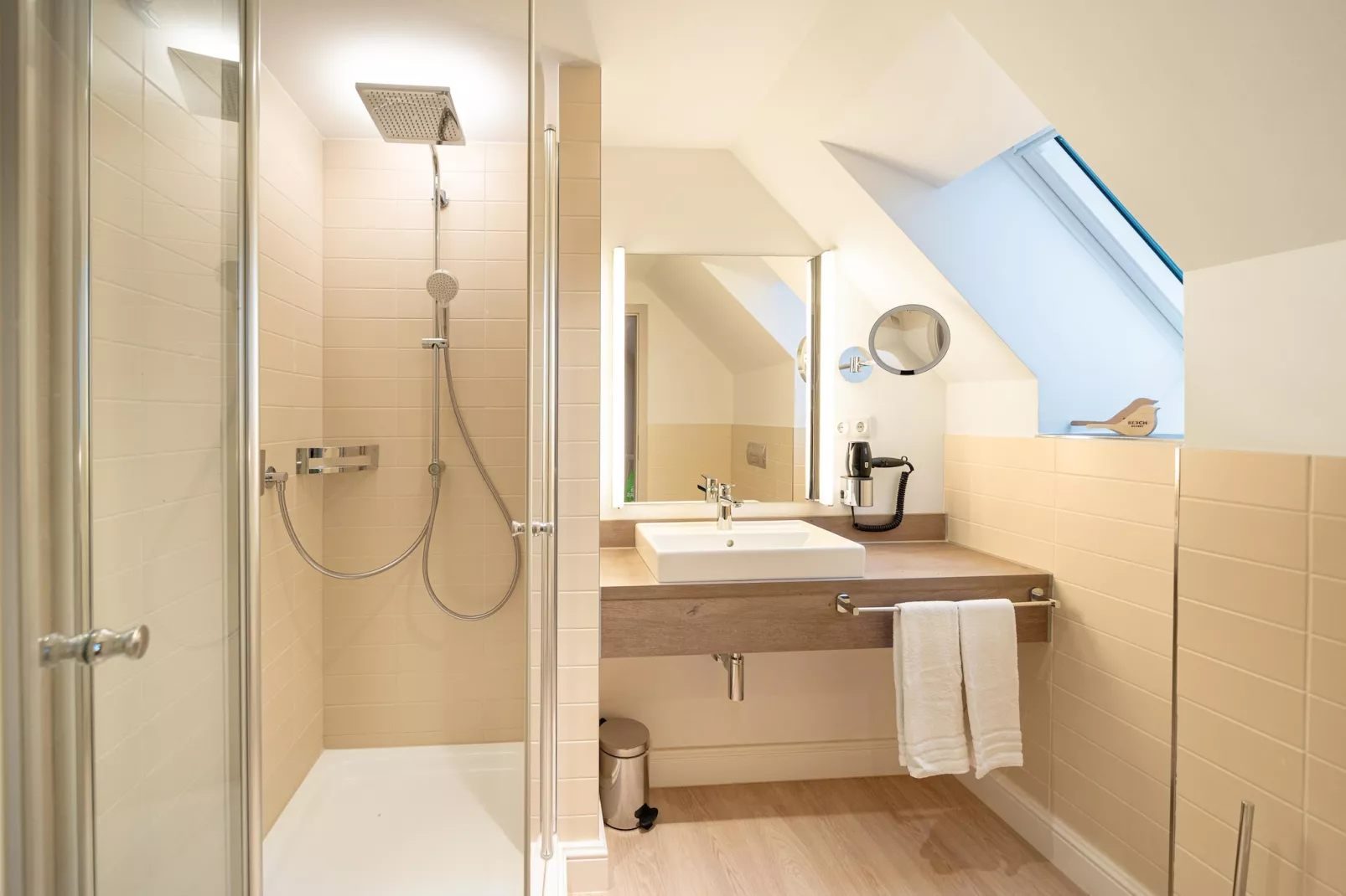 BEECH Resort am Plauer See - 2 Personen-Bathroom