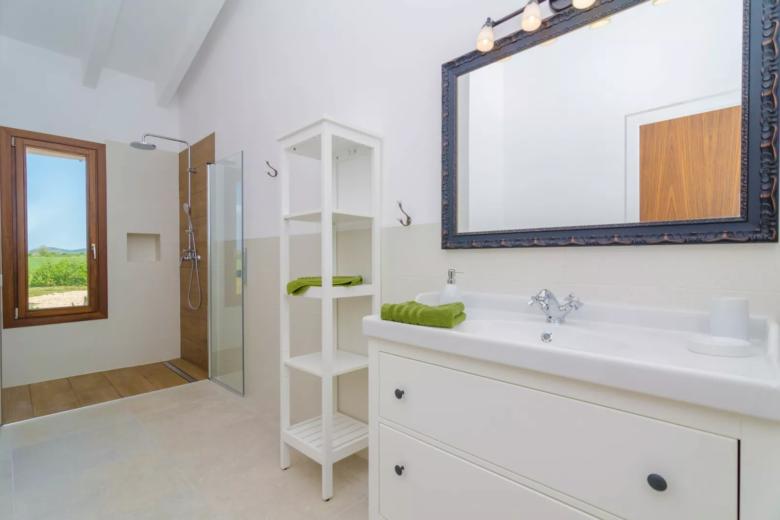 Can Gusti-Badezimmer