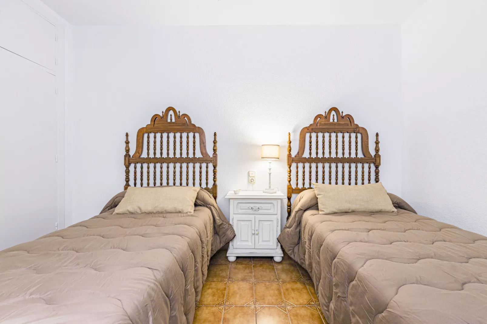 The Beach (villa Mar)-Image-tags.