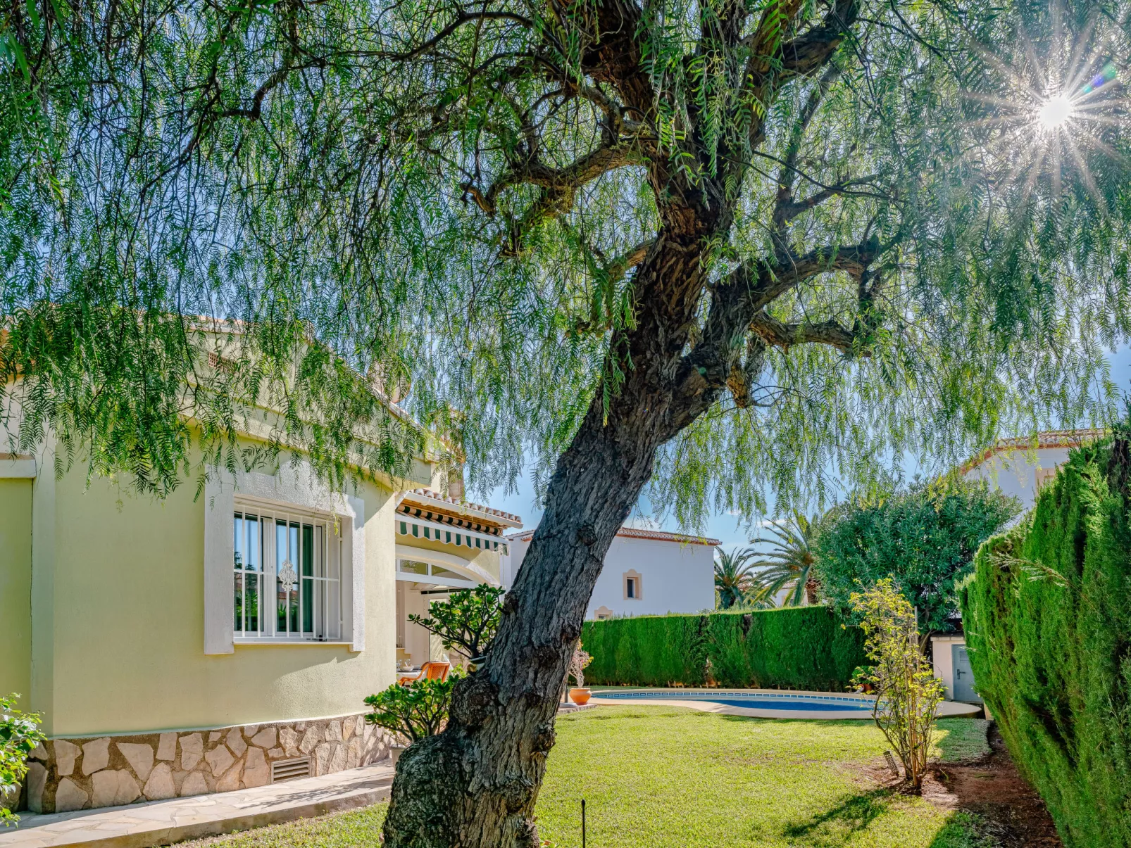 Maison Xoriguer-Outside