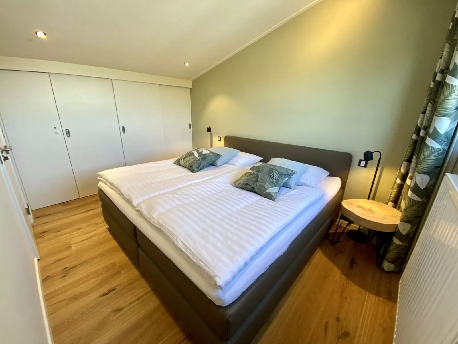 Seascape Wellness Nieuwvliet-Bad-Drinnen