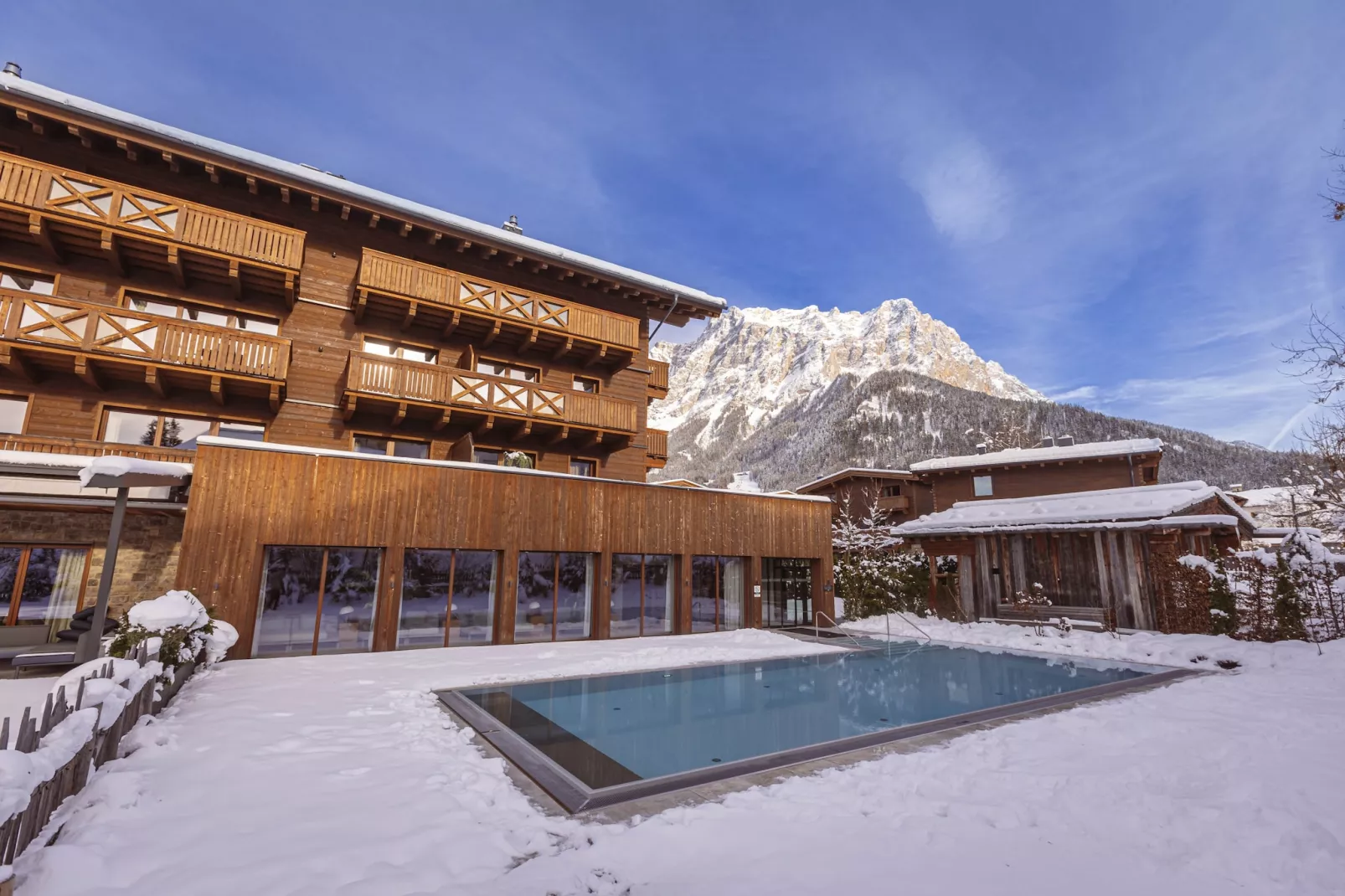 Bergresort Zugspitze Ehrwald 09-Exterior winter