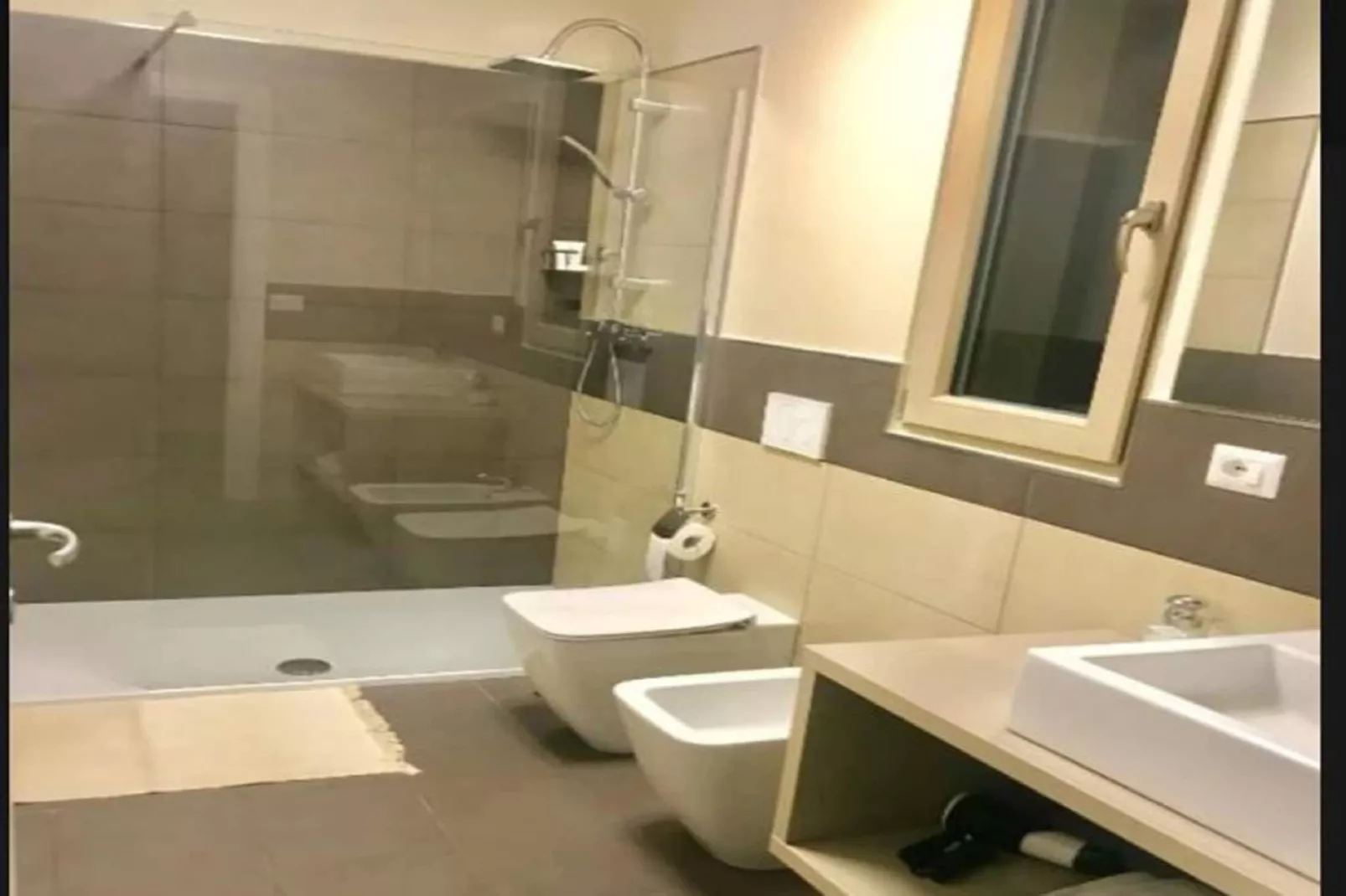 Chalet piscina-Bathroom