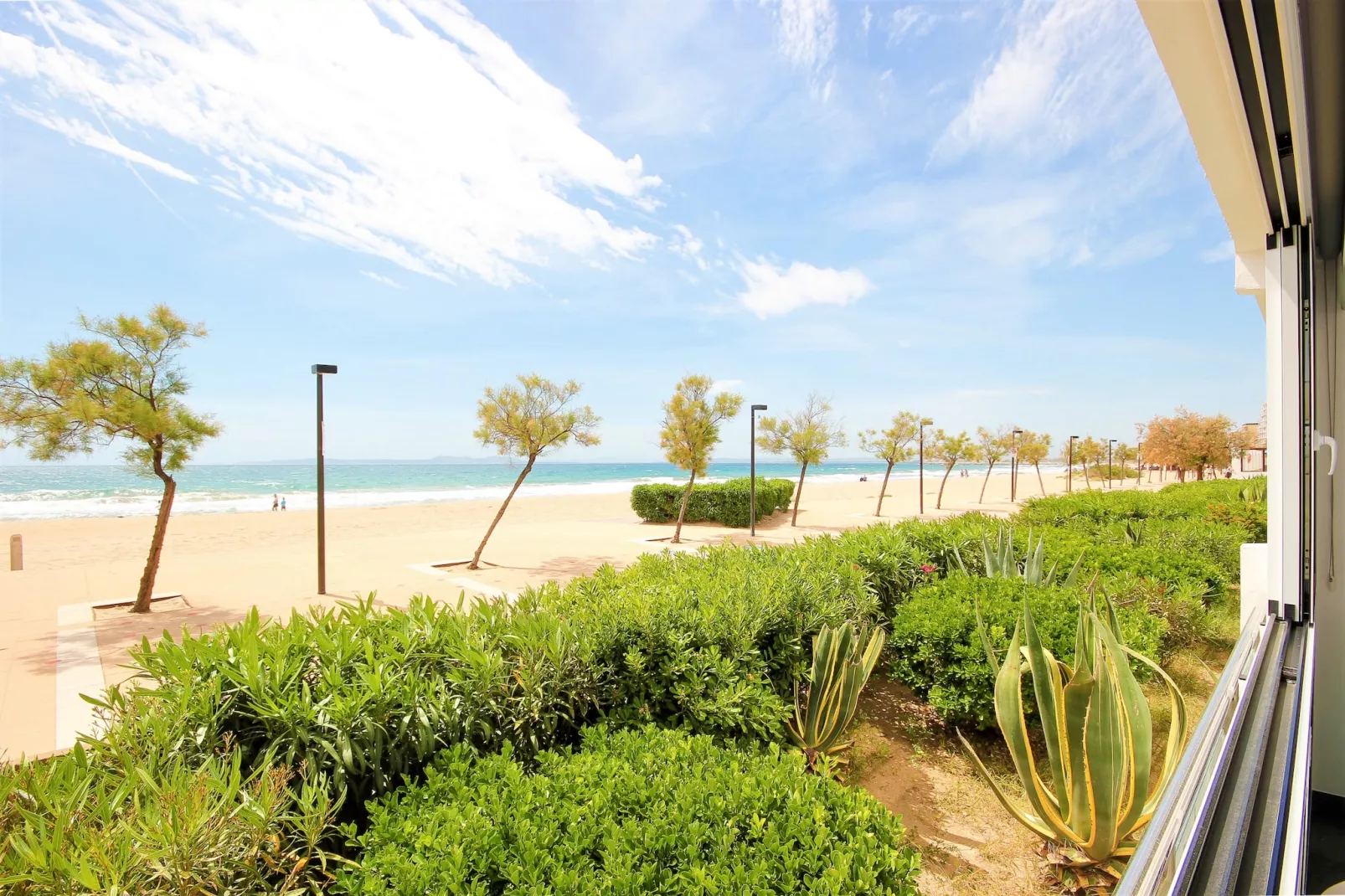 RESIDENCE DE LA PLAGE BJS 3 Roses-Aussicht Sommer