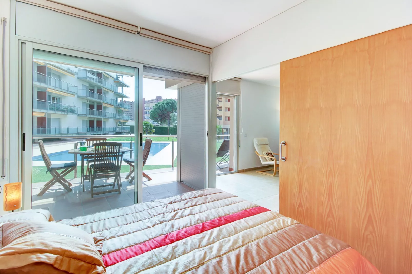 MARINES MESTRAL Bjs 8 Roses-Schlafzimmer