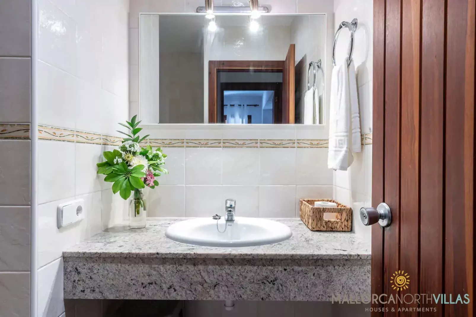 Apartamento Voramar II: Primera Línea en Pine Walk-Badezimmer