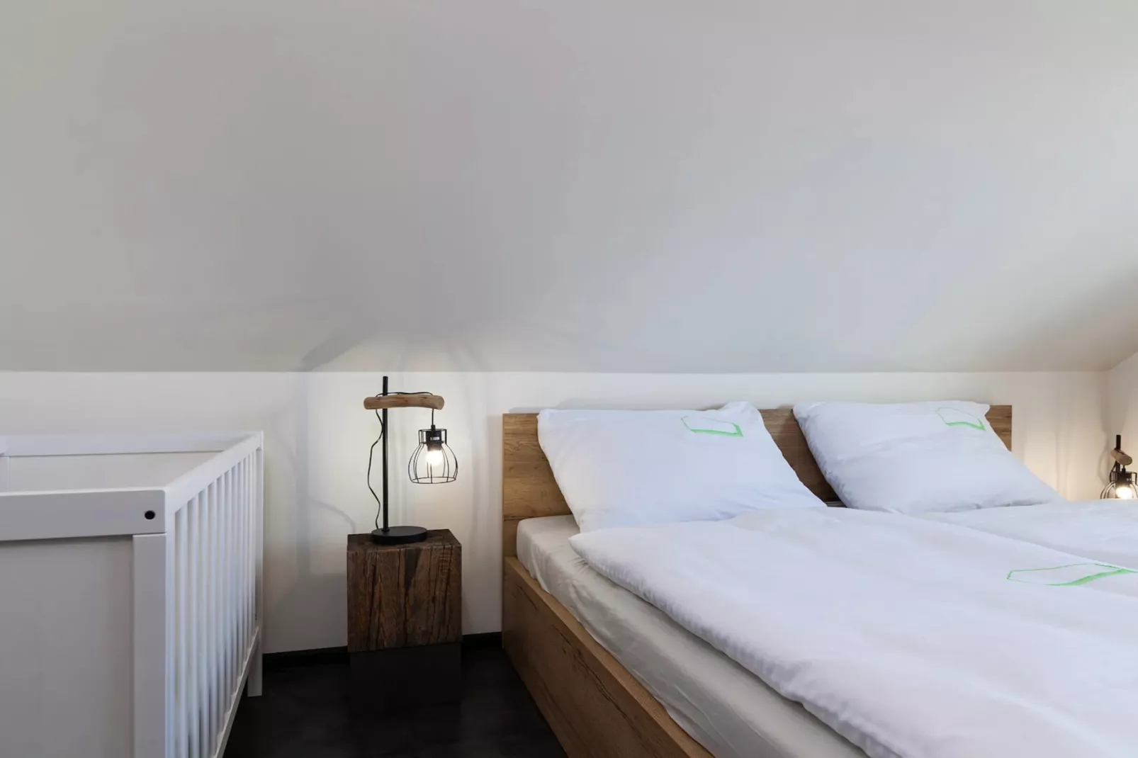 Frýdlant MFMV525-Schlafzimmer