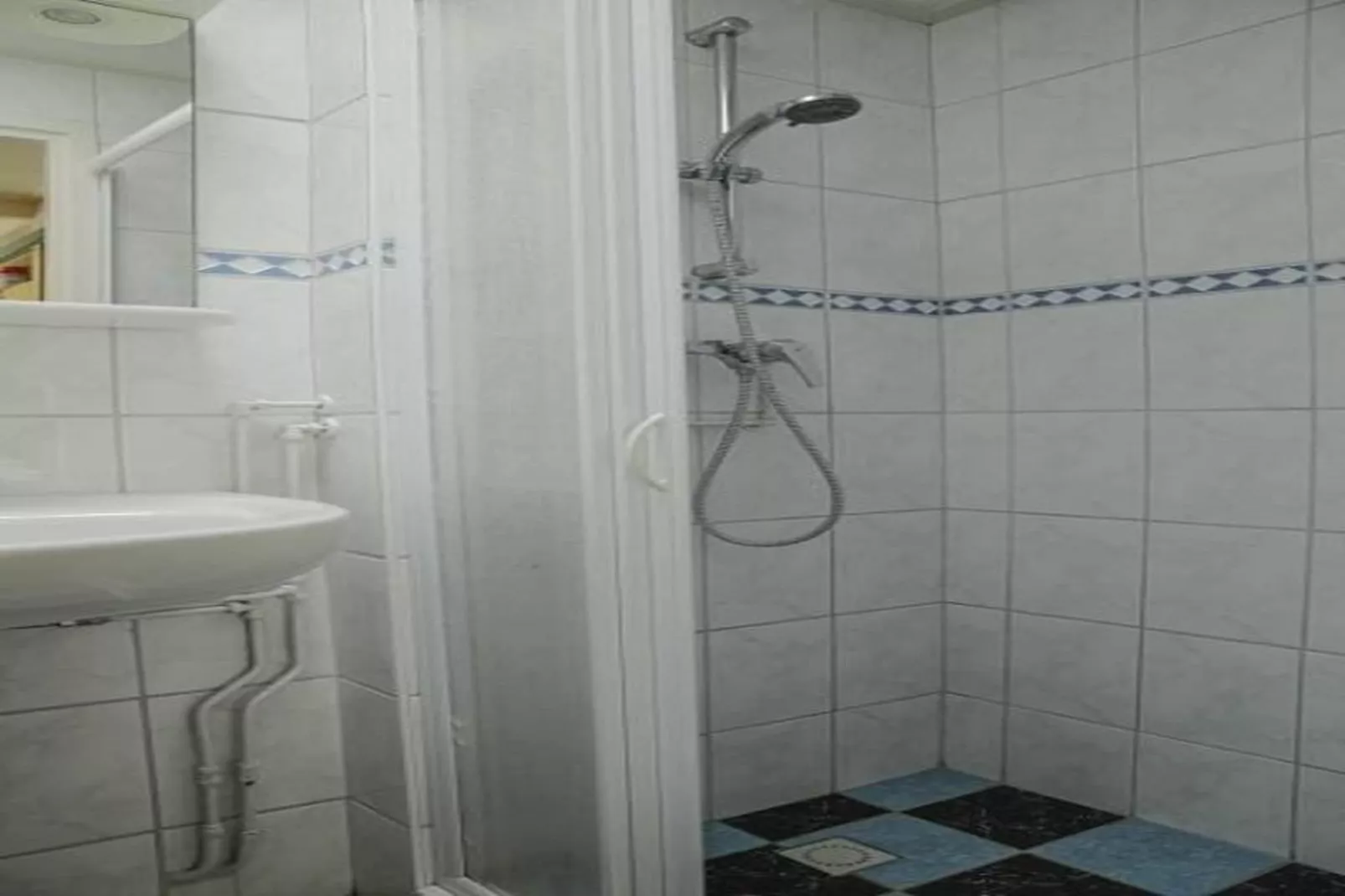 De Schelp 14-Bathroom