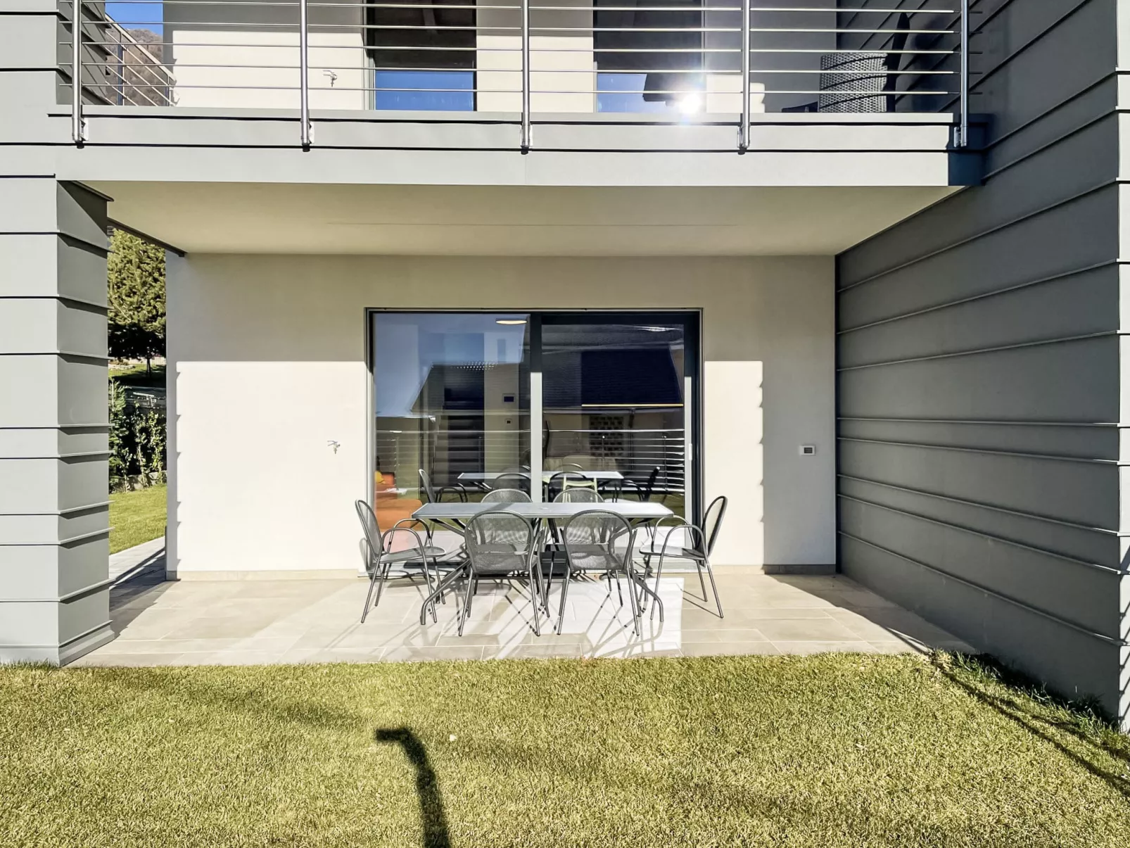 Guarnelle House 1-Outside