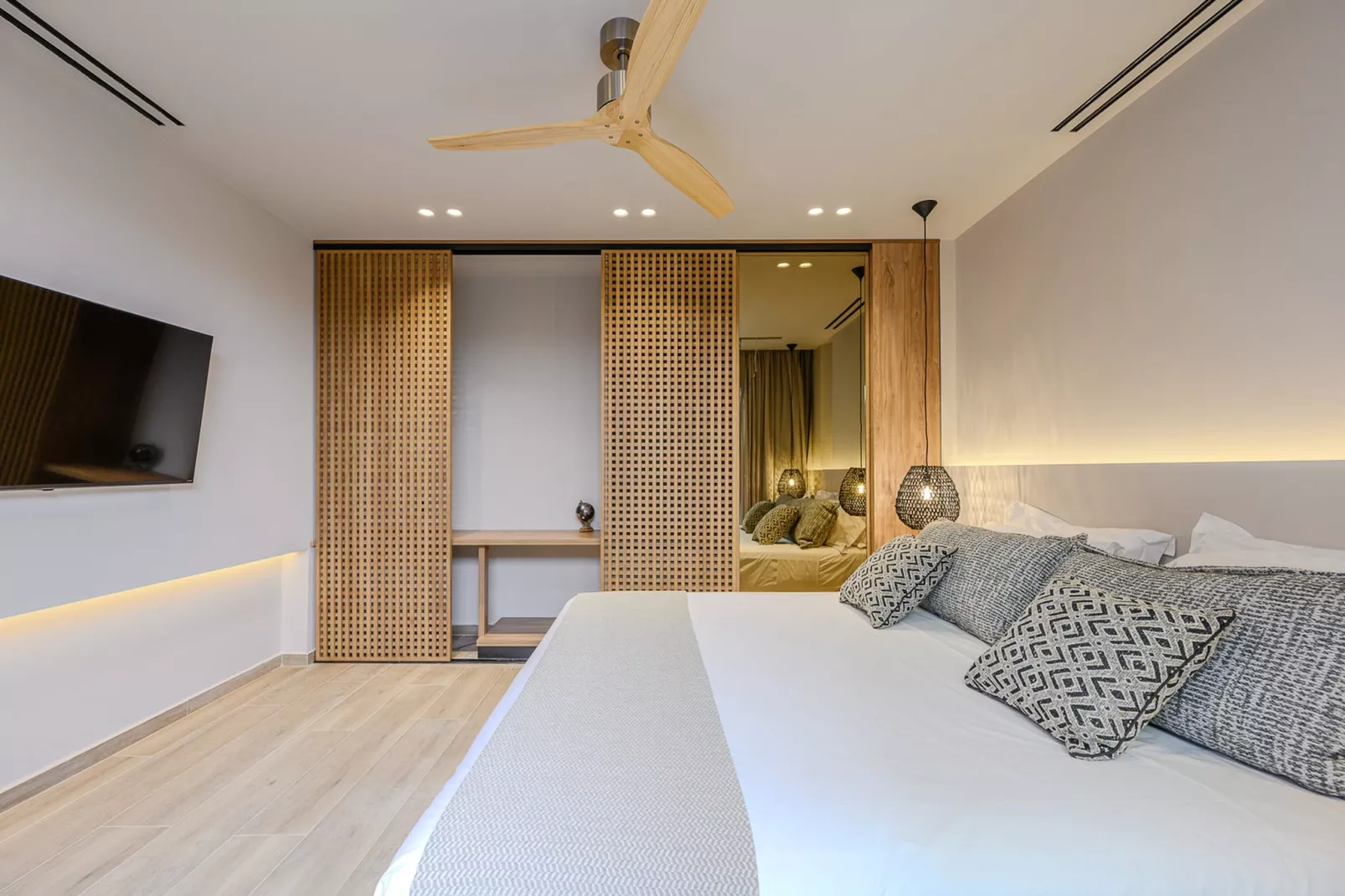 Nysa Luxury villa 1-Bedroom