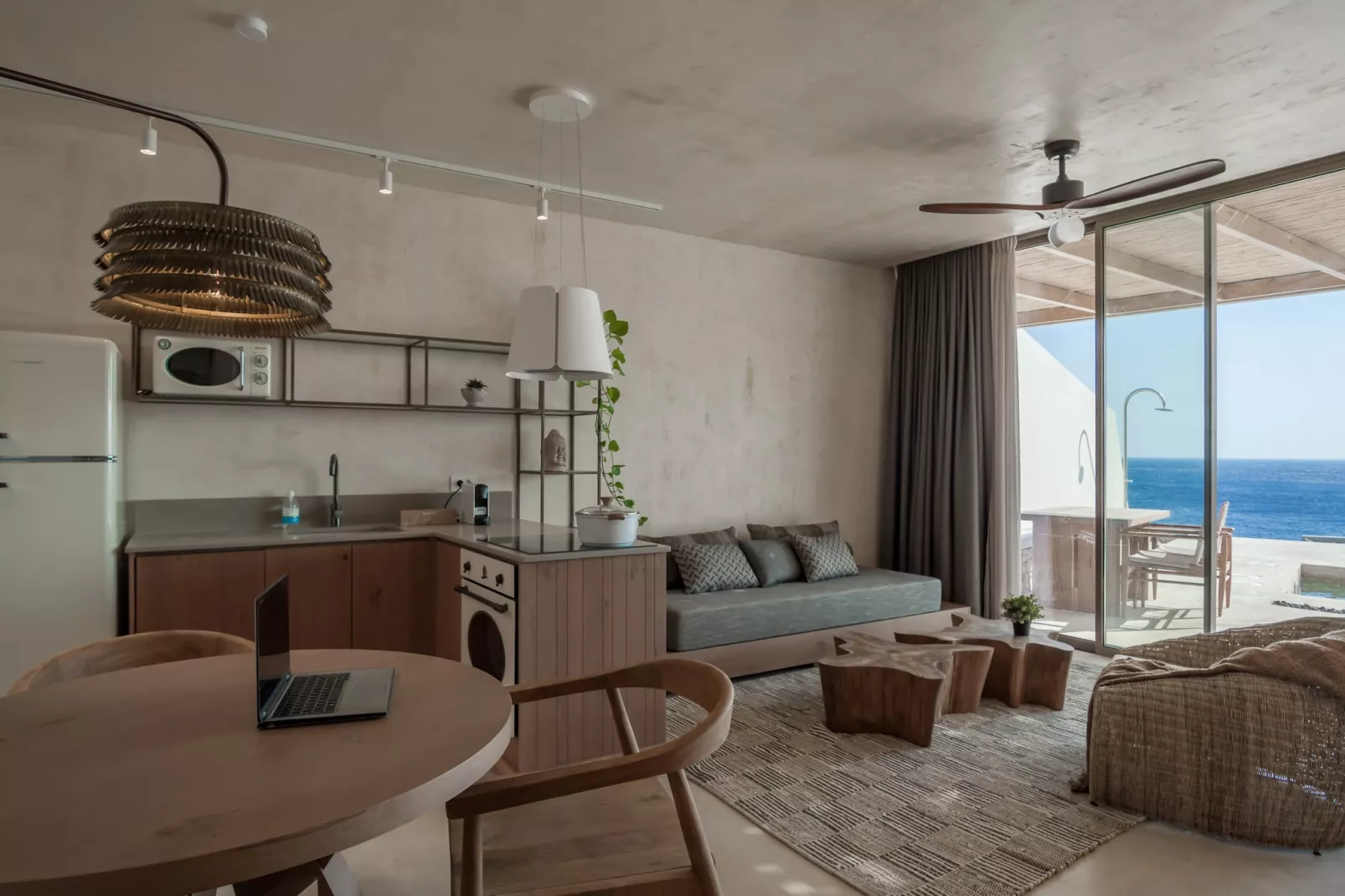 Altera Cave-Hebe Villa-Salon