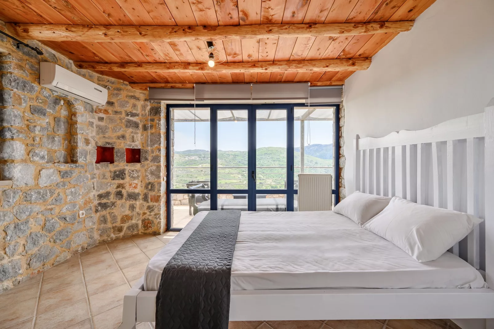 Petritis-Bedroom