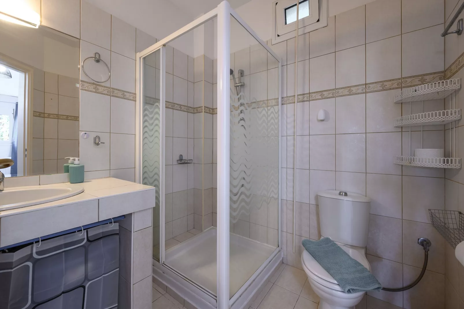 Sea Crest-Bathroom