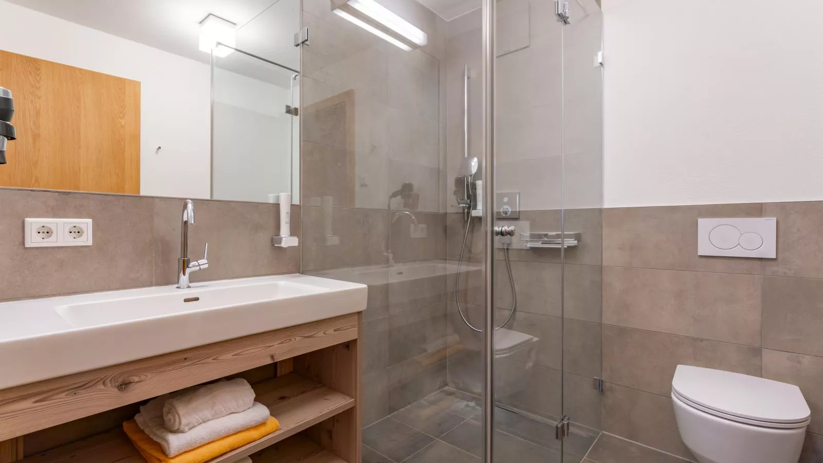Tauern Suites Mitterwirt TOP 304-Badezimmer