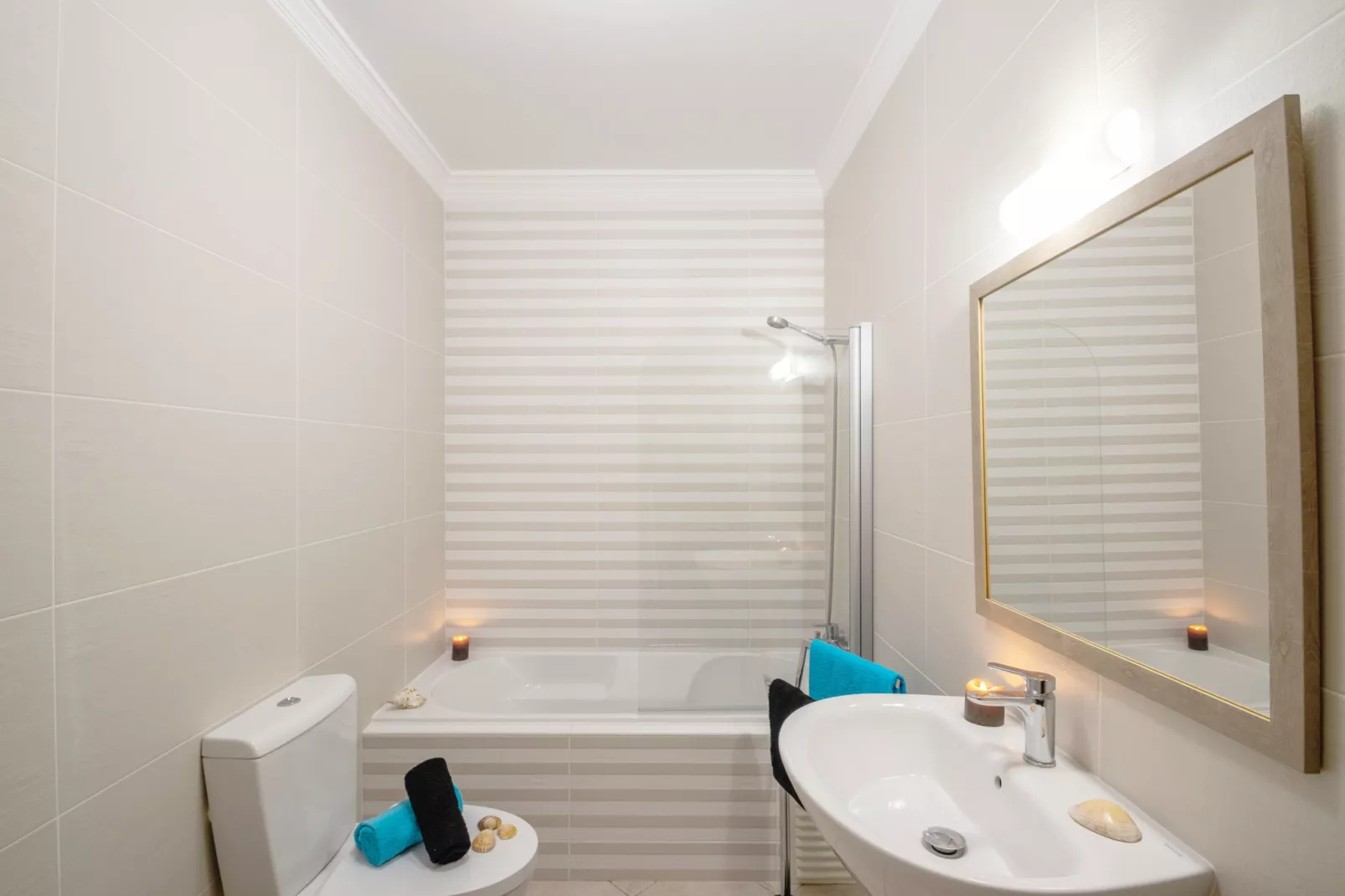 Villa Alegria-Bathroom