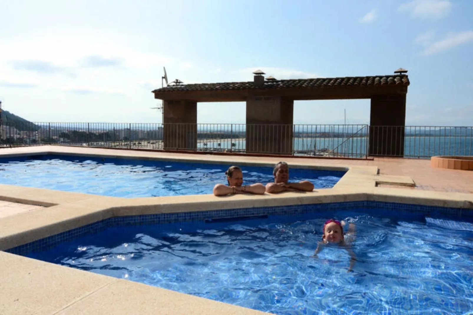 Appartements à L'Estartit-Exterior summer