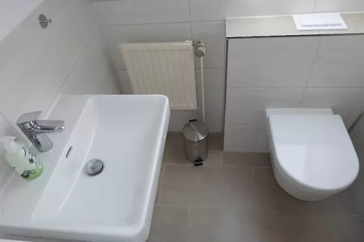 FH Sturmfrei-Bathroom