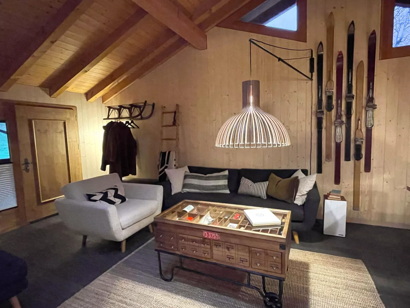 Cozy Chalet-Inside