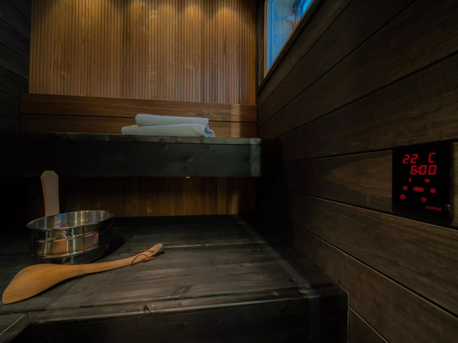 Levi sky iglo incl. hot tub-Inside