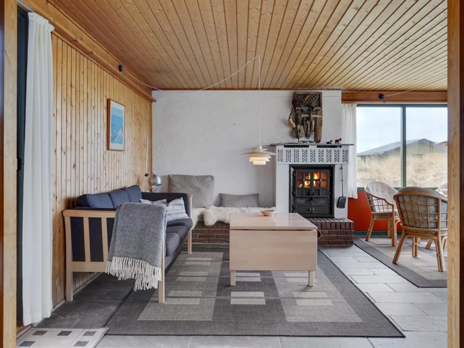 "Thorid" - 200m from the sea-Inside