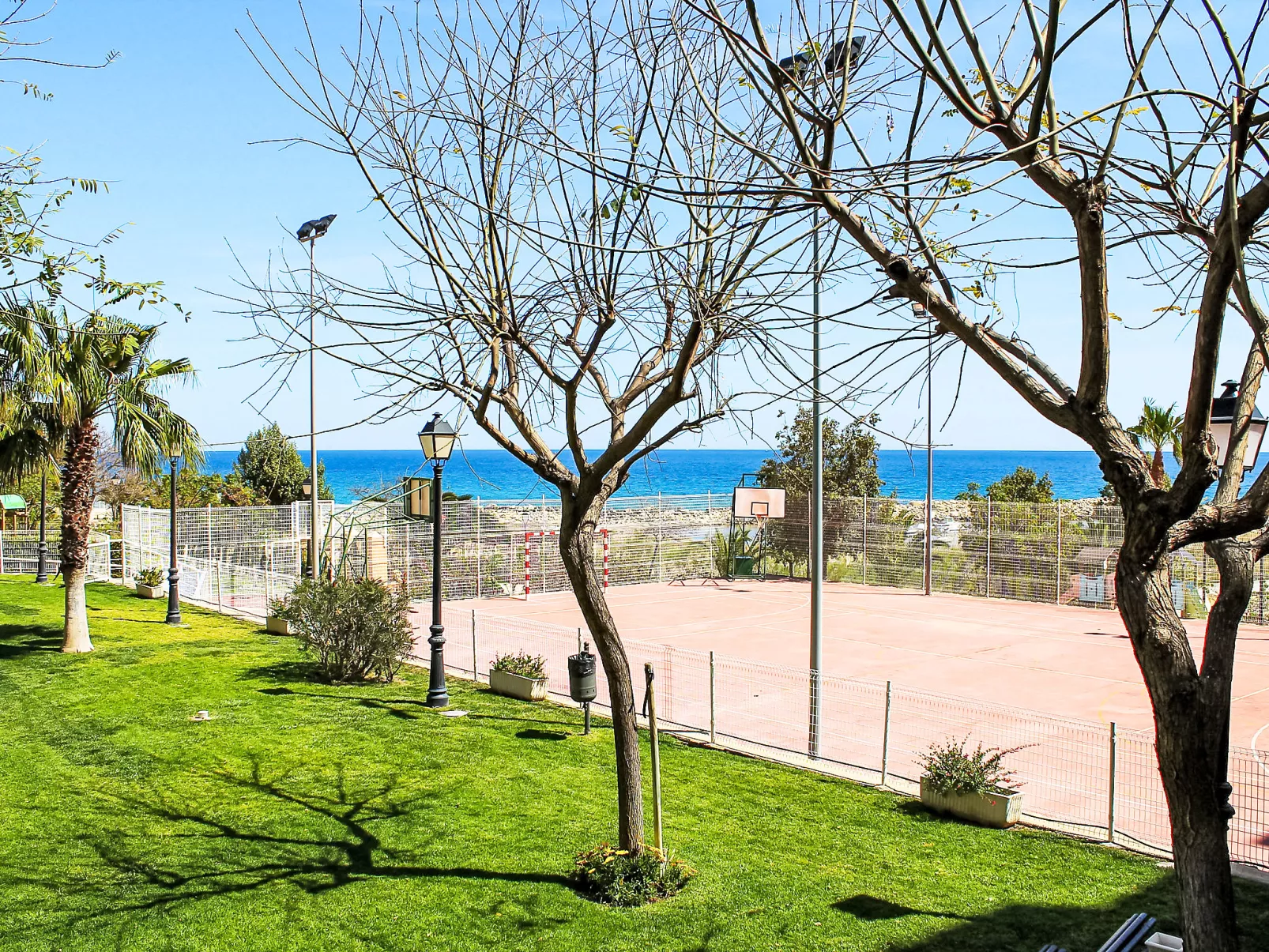 Urbanización Cala Merced-Outside