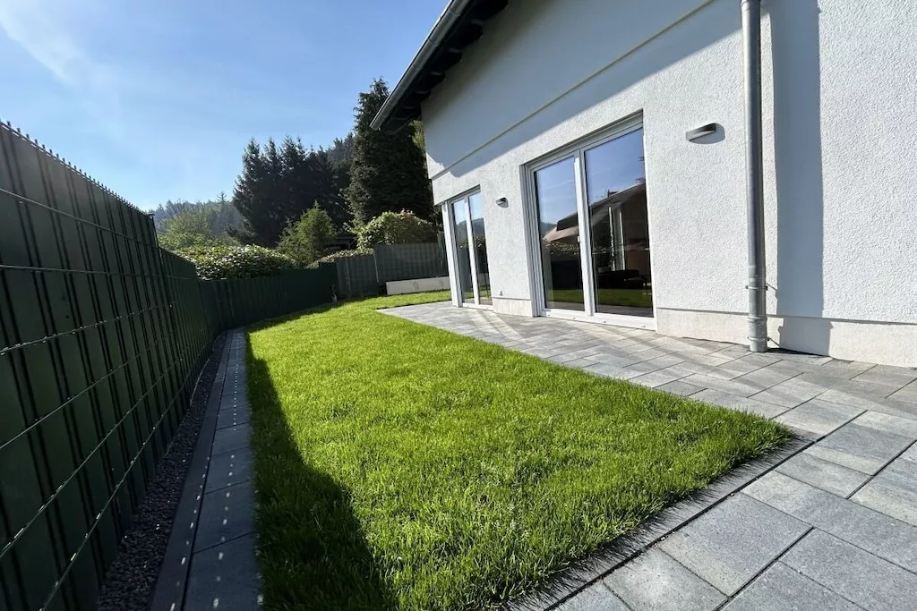 493676-Nicht getaggt