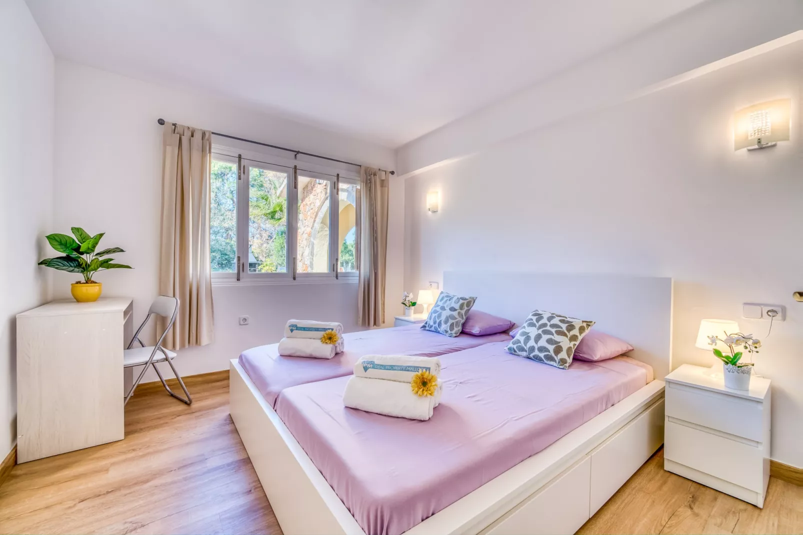 Villa Jardi-Schlafzimmer