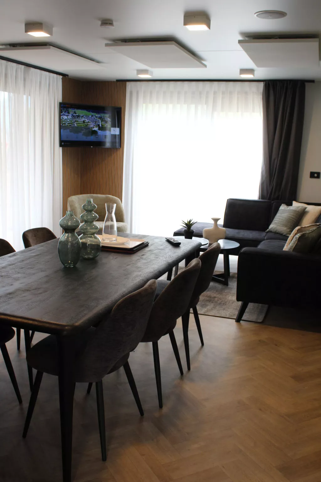 Wulfenia Waterfront 6-Inside