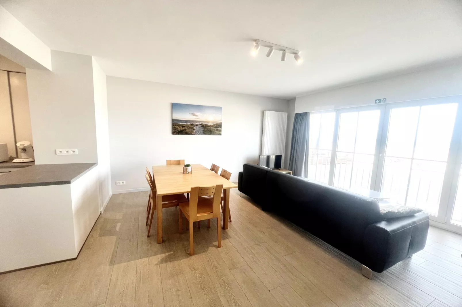 BALMORAL 0001-Living room