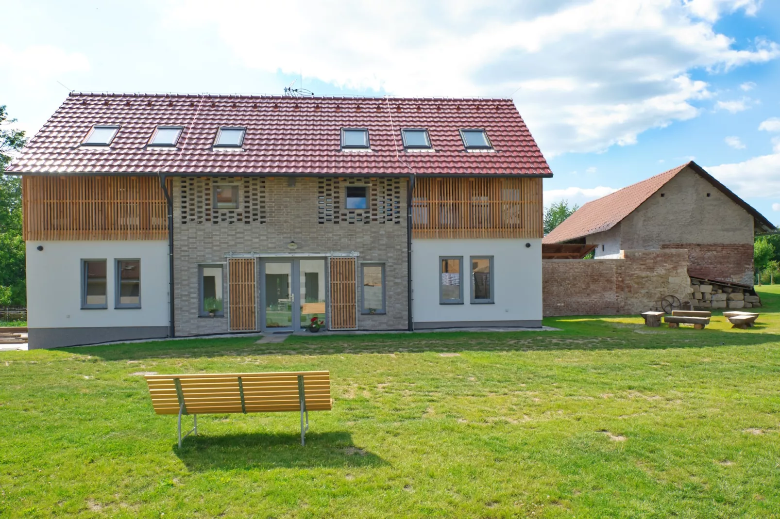 Mnichovo Hradiste SVK405-Außenbereich