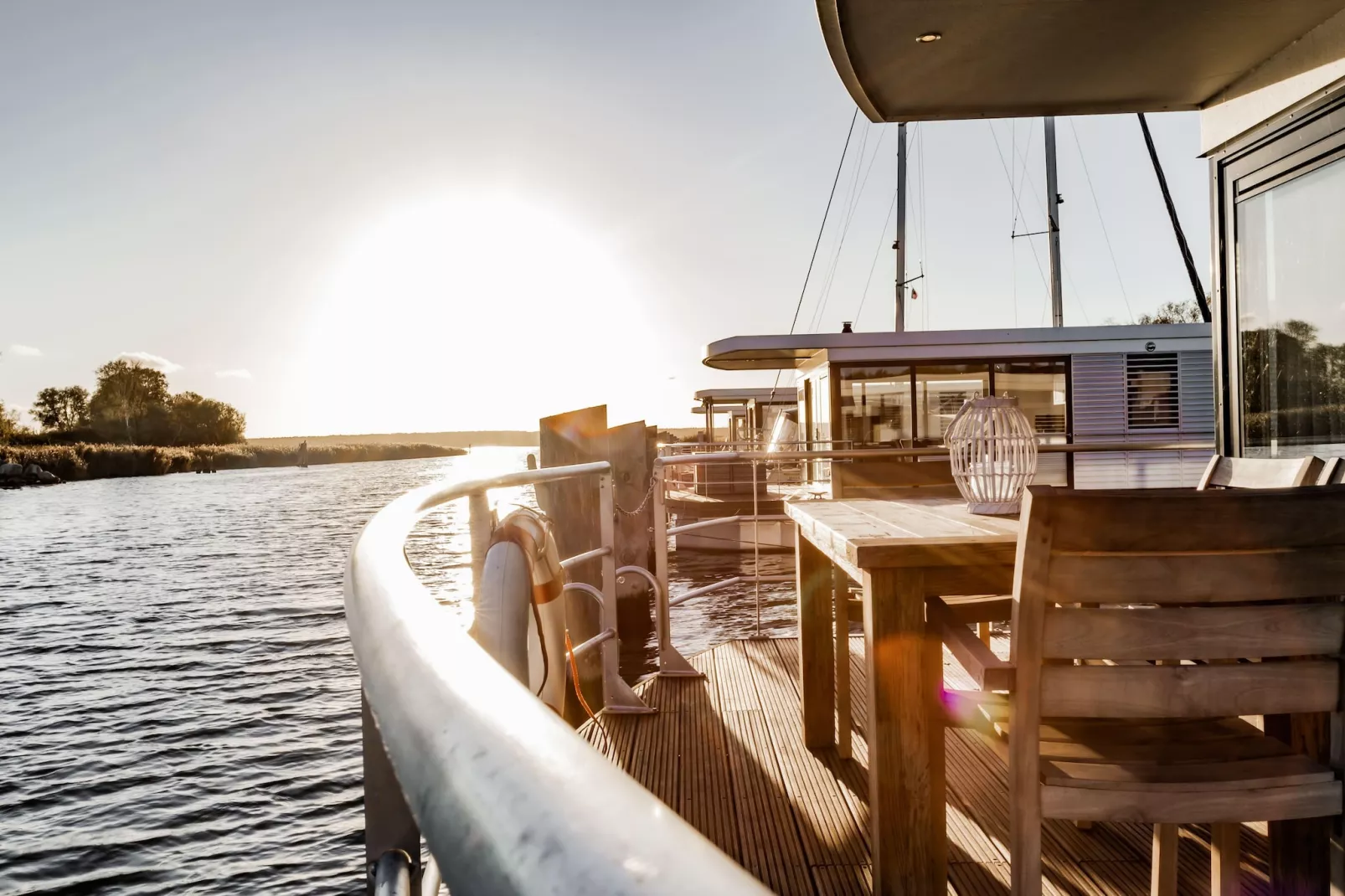 Hausboot in Peenemünde-Balcon-terrasse