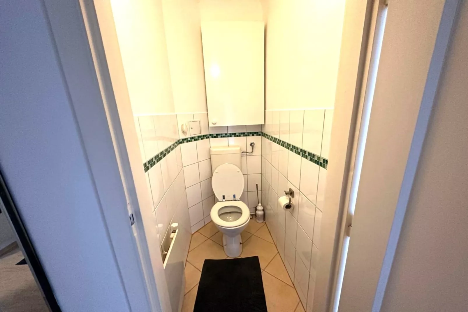 Apartment Schönbrunn-Bathroom