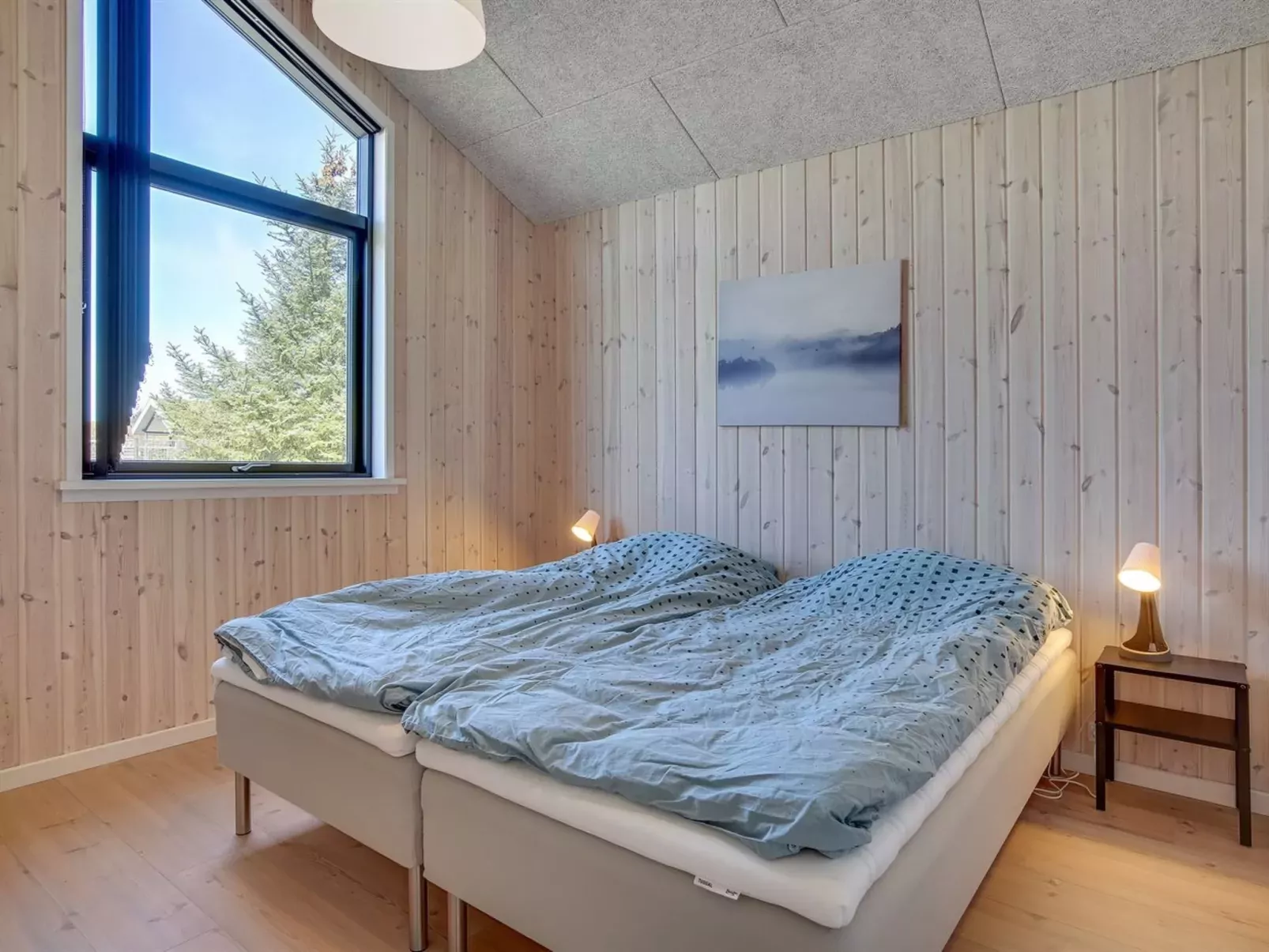 "Bentine" - 1.6km from the sea-Inside