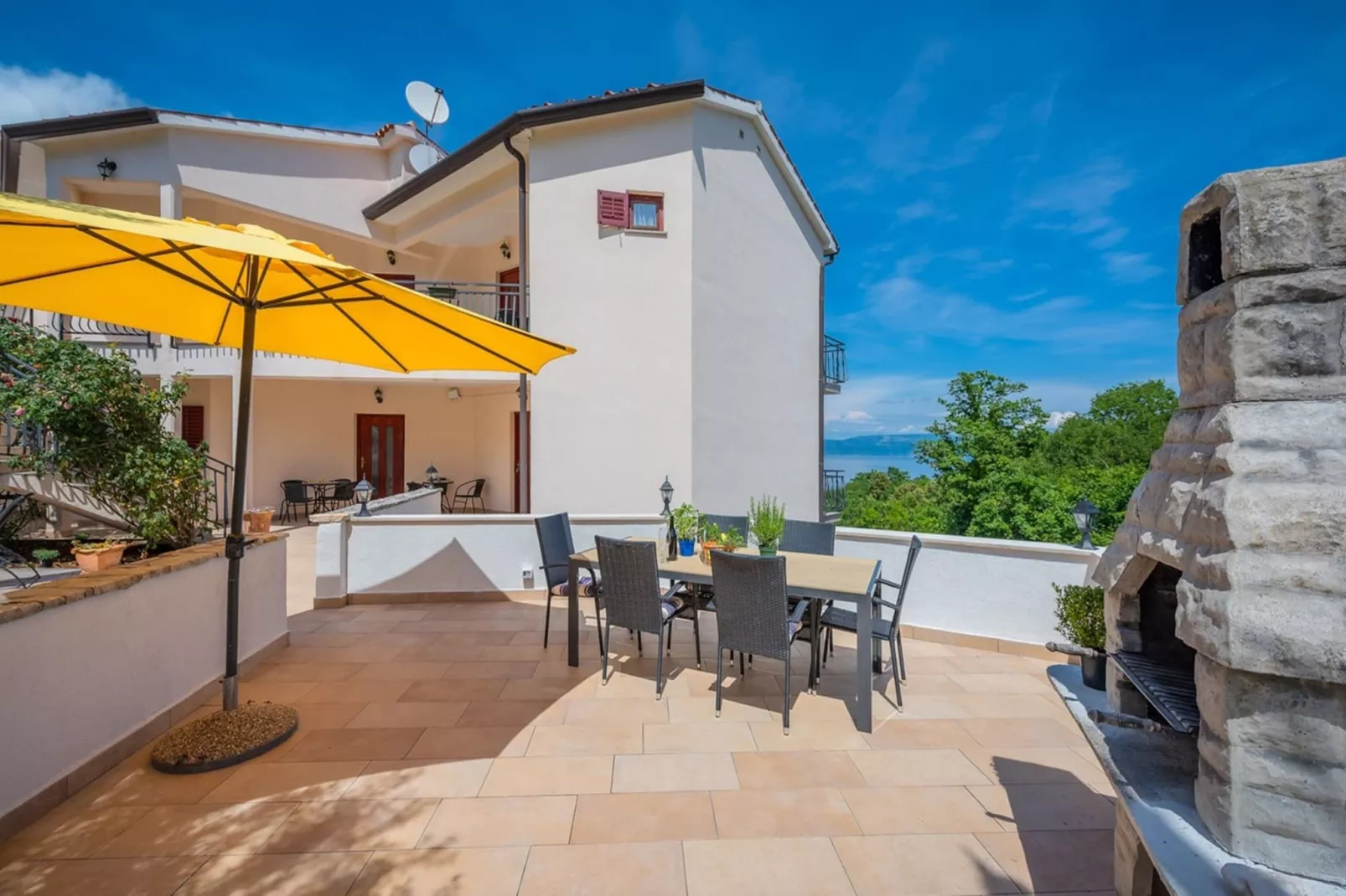 Lara 5 - Shared Pool, Sauna, Jacuzzi-Terrace