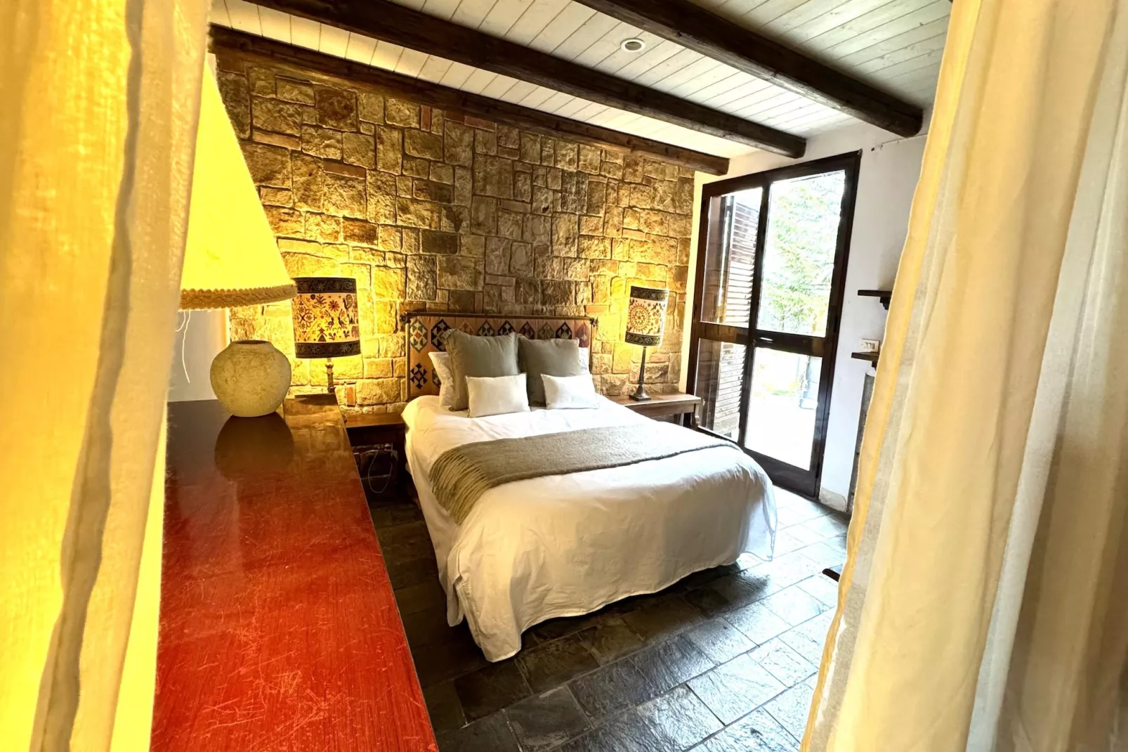 Villa Castelbuono-Bedroom