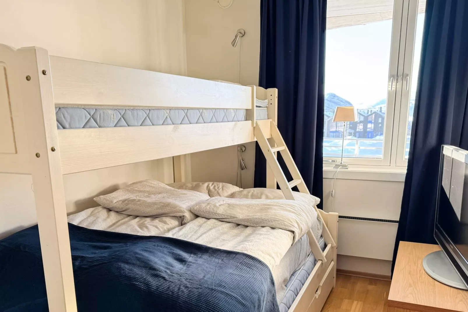 4 star holiday home in HOVDEN-Indoor