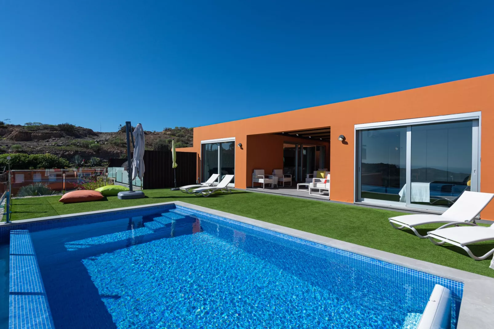 Isla-Terrace