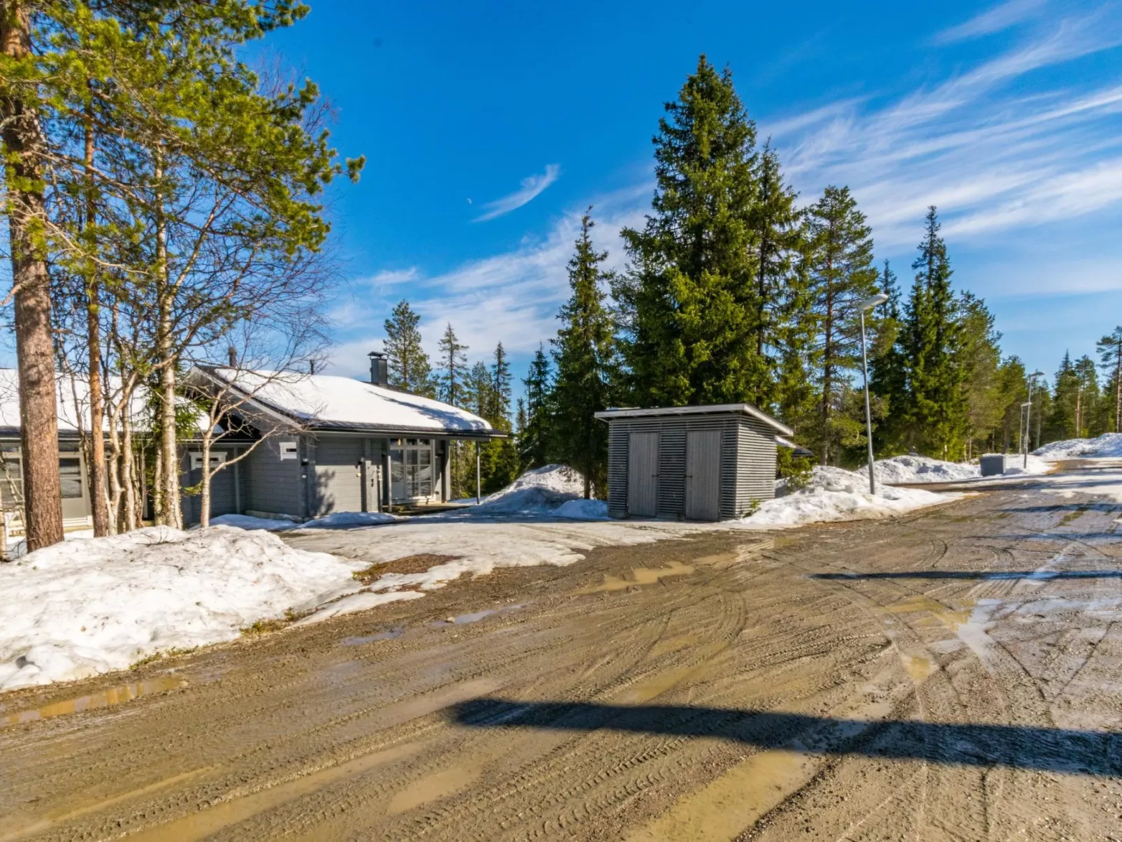 Vuosseli-kelkka 15b-Outside