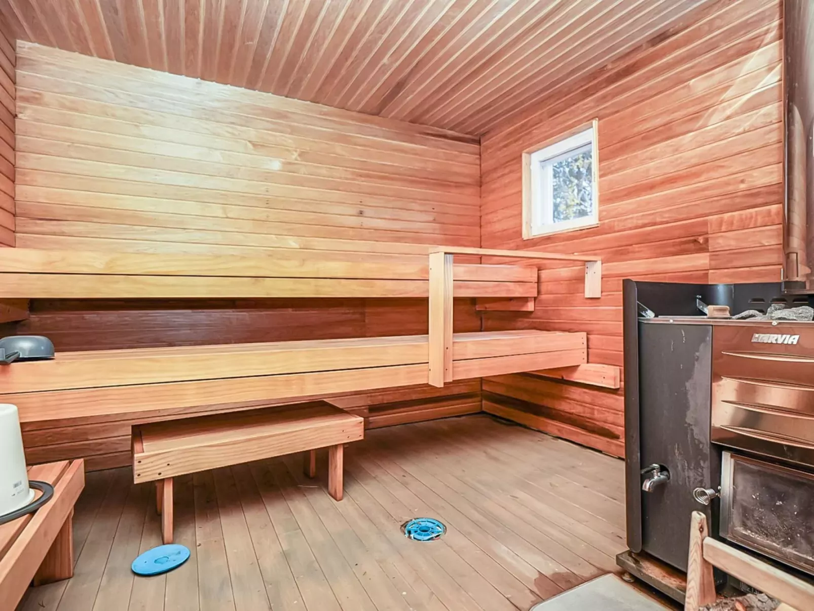 Saapunkijärvi, pitkäperä-Inside