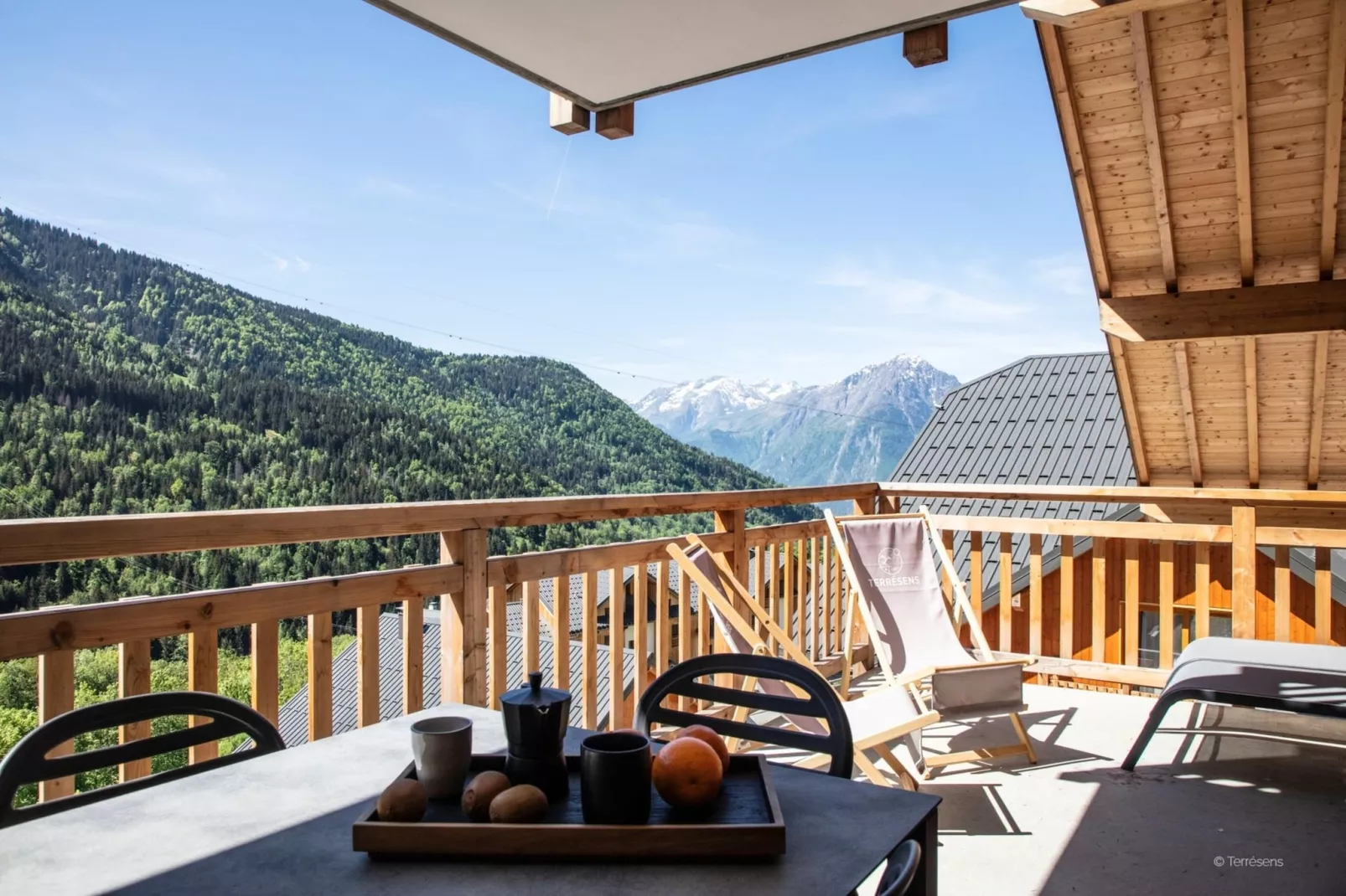 VAUJANY Edelweiss-A26P-Terrace balcony